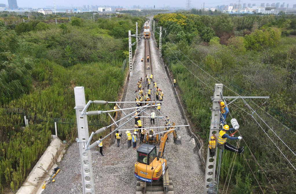 引江濟淮寧西、滬蓉鐵路改建工程全部完成