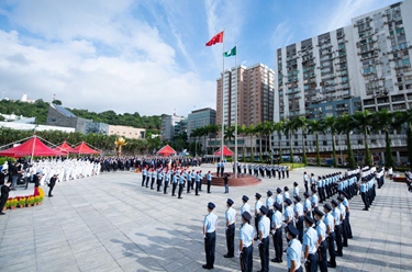 香港舉行國(guó)慶升旗儀式