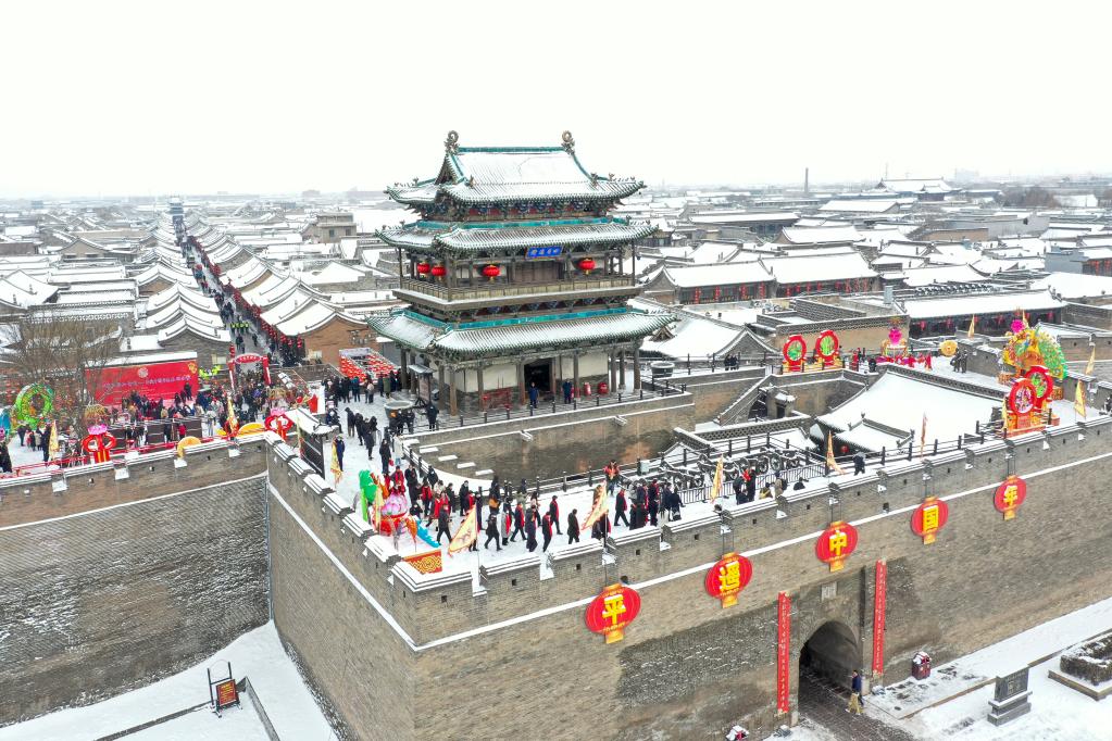 平遙古城迎降雪